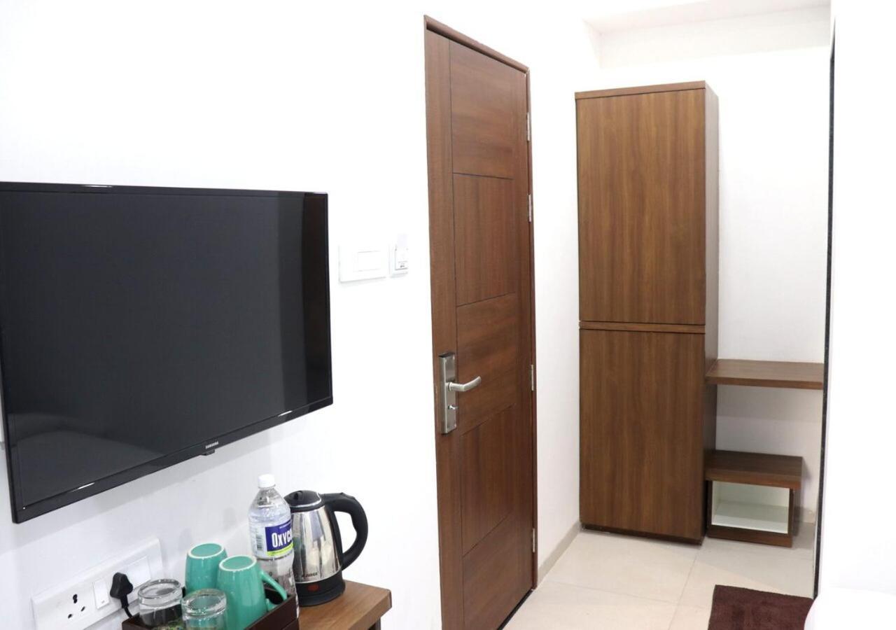 Sharman Suites Пюн Екстериор снимка