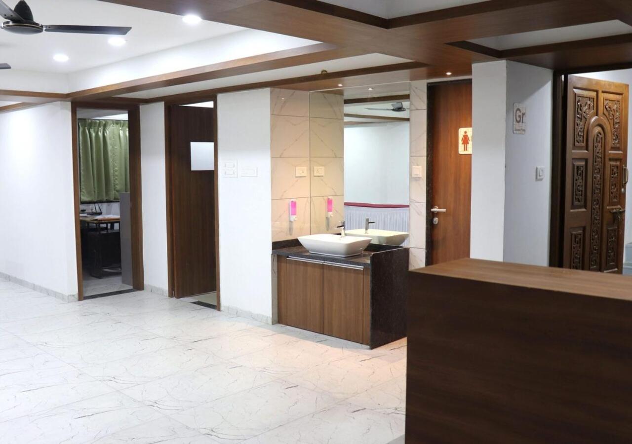 Sharman Suites Пюн Екстериор снимка